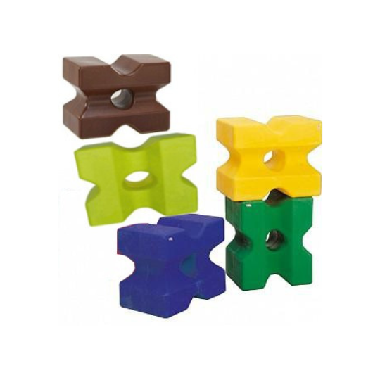 Cubo colorato per ostacoli